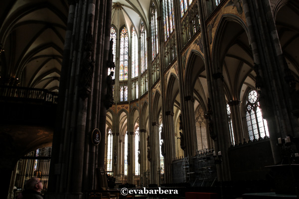 Colonia, reportage fotografico. Interno del Duomo, vista del Coro